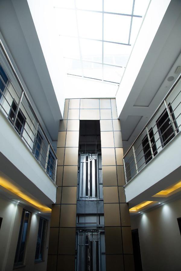 Aselefech Merga Hotel And Spa Addis Abeba Buitenkant foto